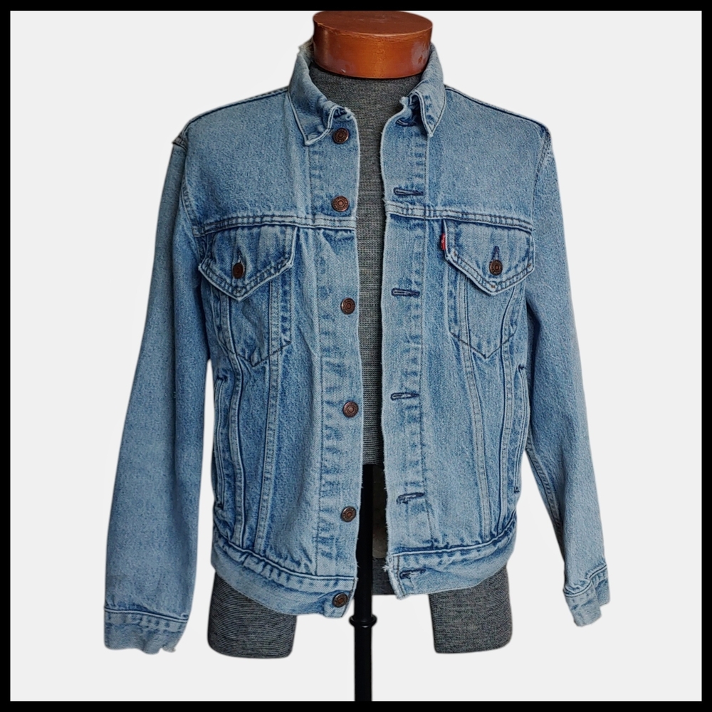 Levis Type 3 Trucker Jacket -Vintage -Made in USA Heavy Wear